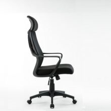 Офисное кресло в Калининграде