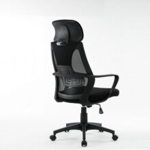 Офисное кресло в Калининграде